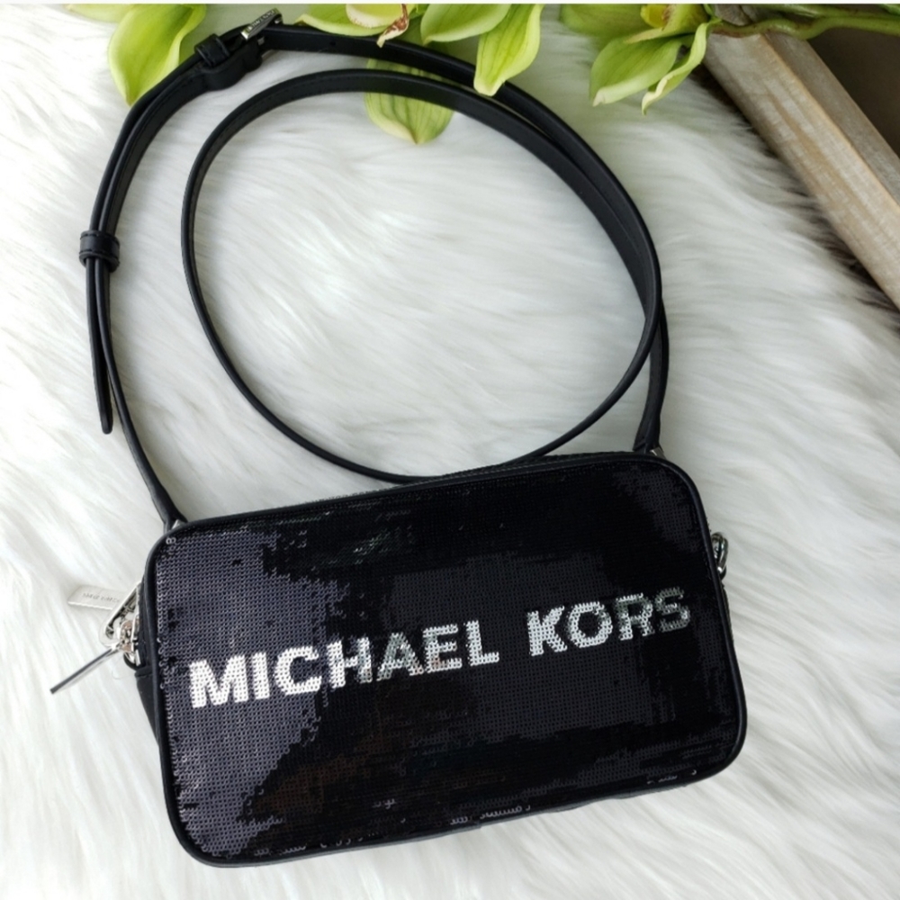 ‼️LIQUIDATION SALE‼️ NWT Michael Kors small Kenly xbody